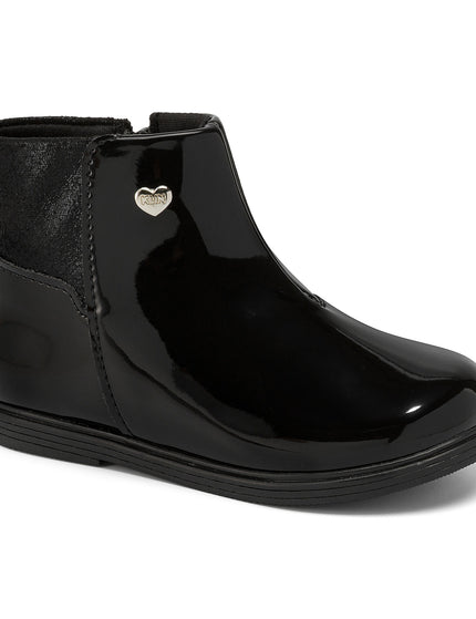 Collection image for: Boots Girl